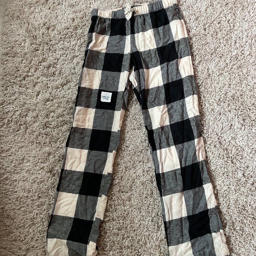 🖤🩶 Old Navy Plaid Pajama Pants – XS Classic and comfy plaid pajama/lounge pant